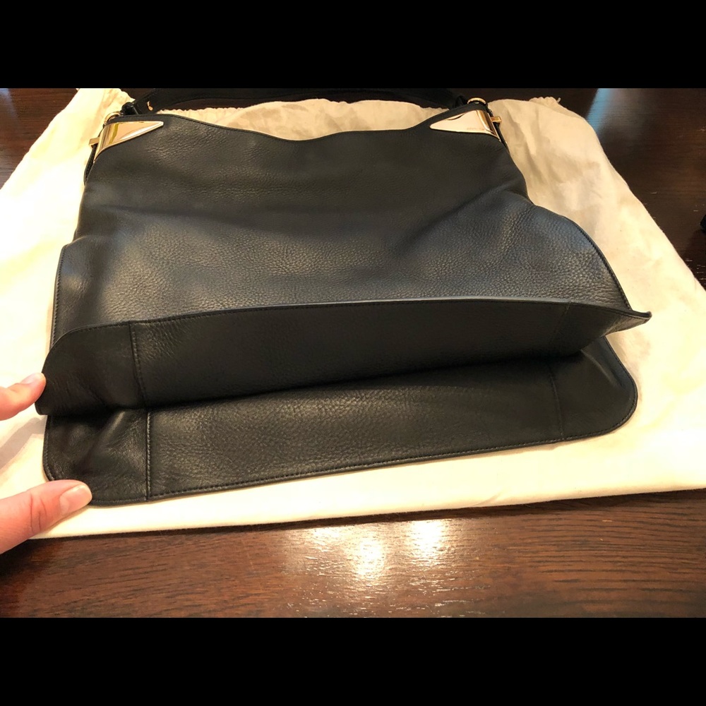 Salvatore Ferragamo Black Leather Shoulder Bag - Picture 5 of 8